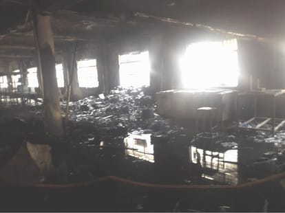 factory destroyed due to fire