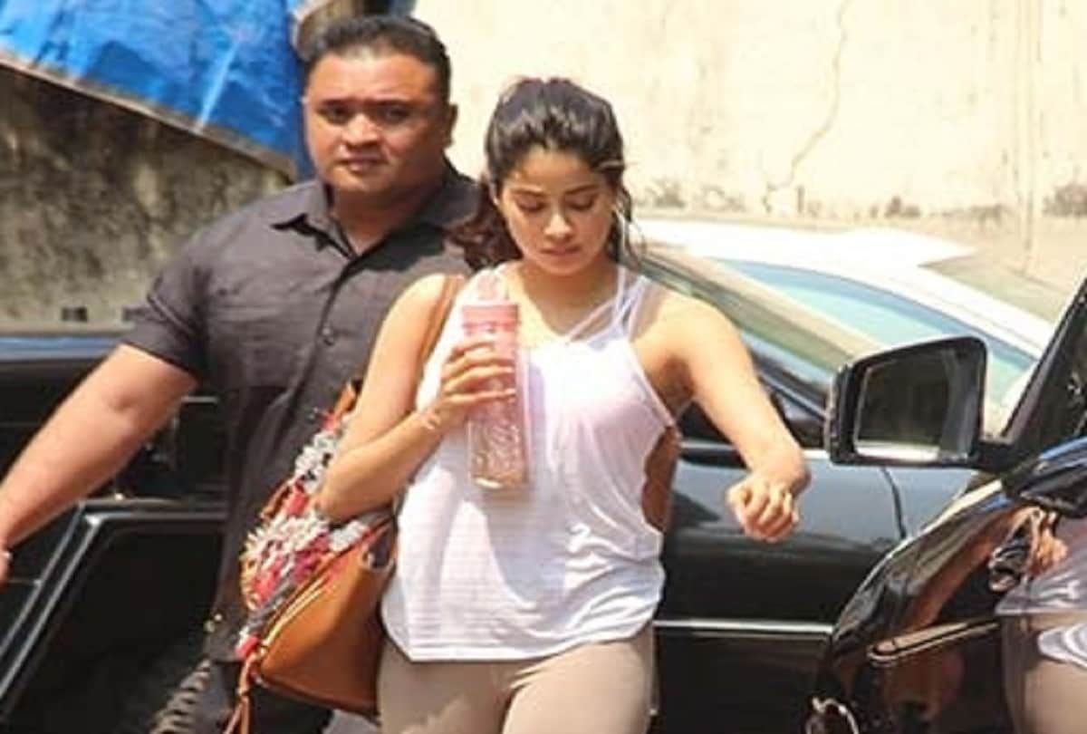sridevi's daughter janhvi kapoor gym photo viral on social media 