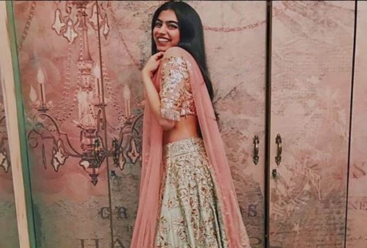 Sridevi daughter Khushi Kapoor looking for a career in modelling