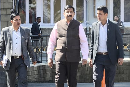 jairam thakur govt and opposition party face-to-face in himachal assembly
