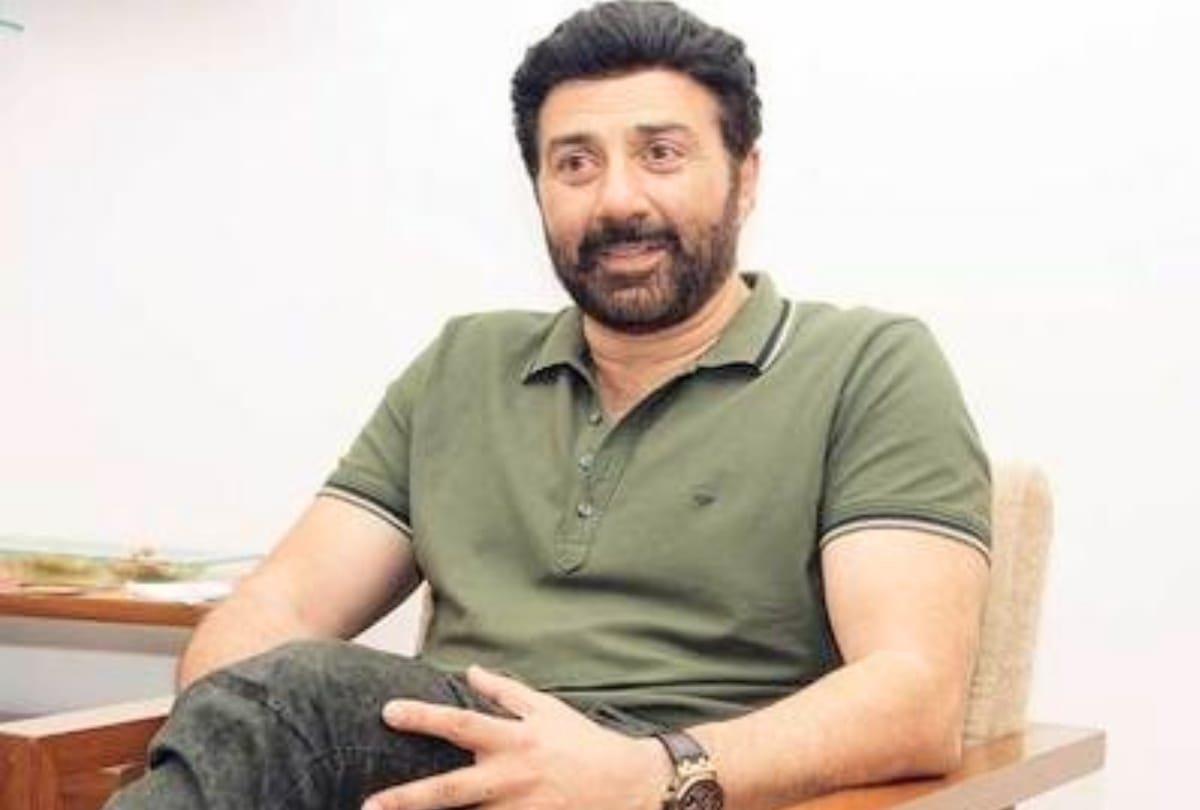 Actor Sunny Deol missing mountains of Manali