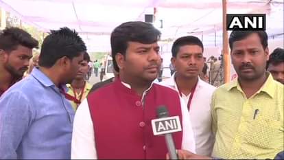 SP mp Praveen nishad compared mohammad ali Jinnah with Gandhi Nehru in Gorakhpur 