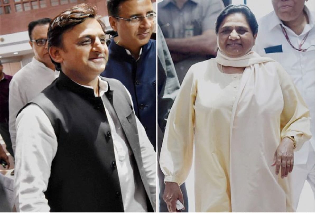 Akhilesh Yadav met Mayawati after By Election Result 2018