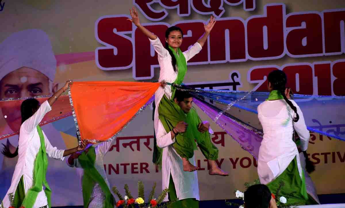 BHU spandan 2018 art and dance performance photos