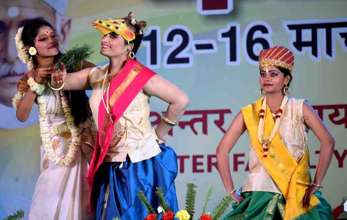 BHU spandan 2018 art and dance performance photos