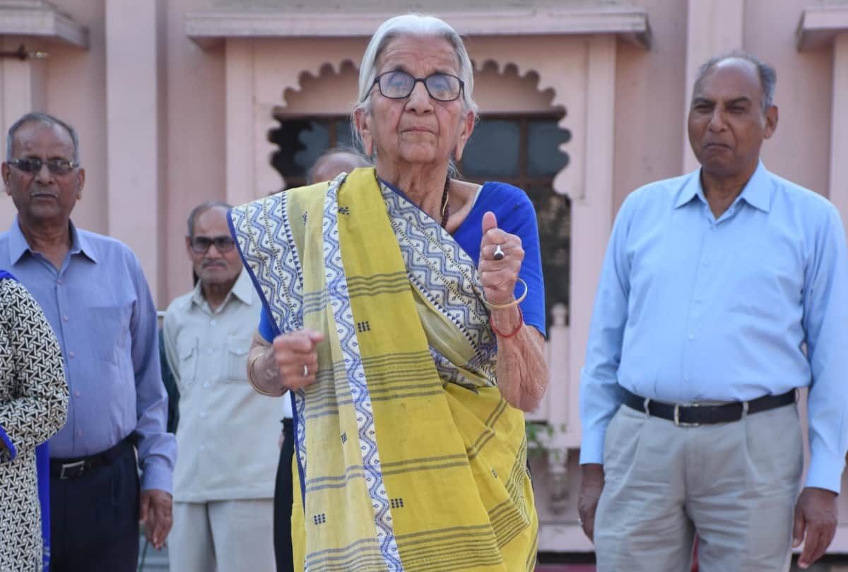 old people sports competition in lucknow