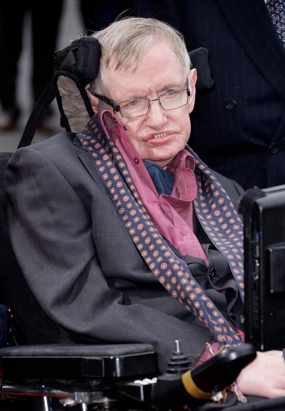 discovery of the universe to the black hole by scientist stephen hawking