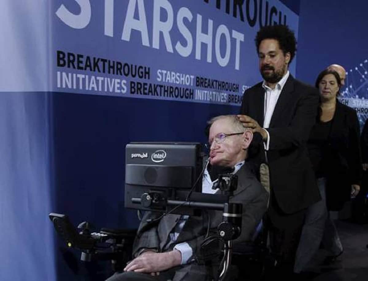 discovery of the universe to the black hole by scientist stephen hawking