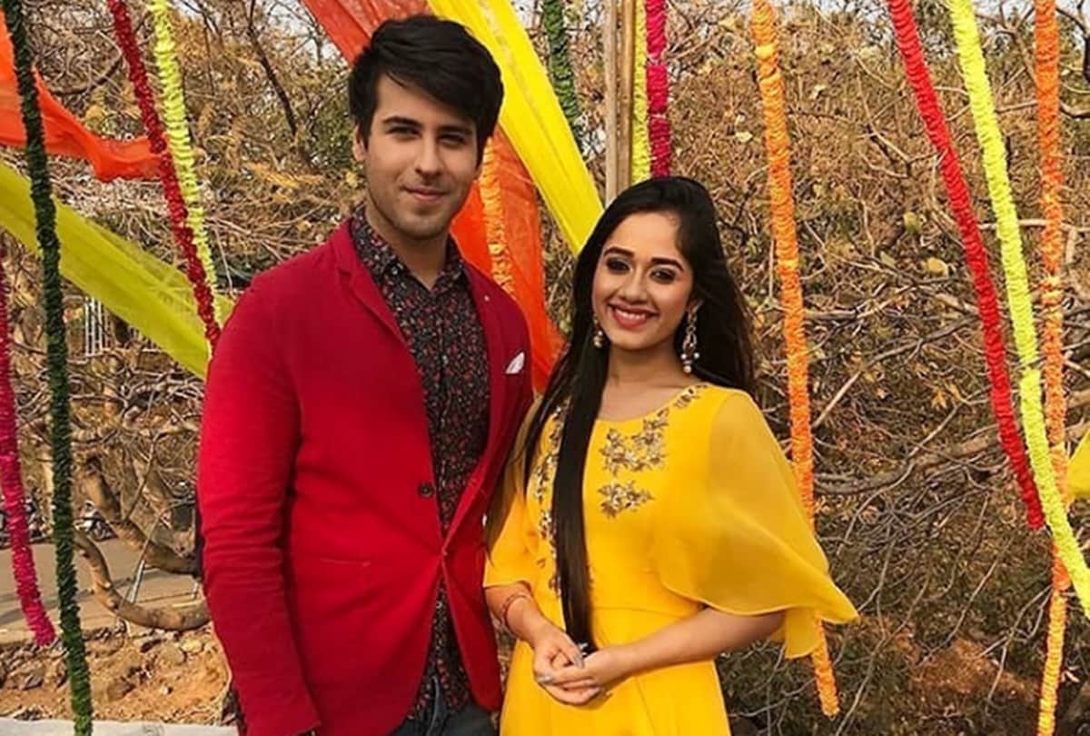 tu aashiqui jannat zubair rahmani refuse to kiss his co actor makers want to replace her