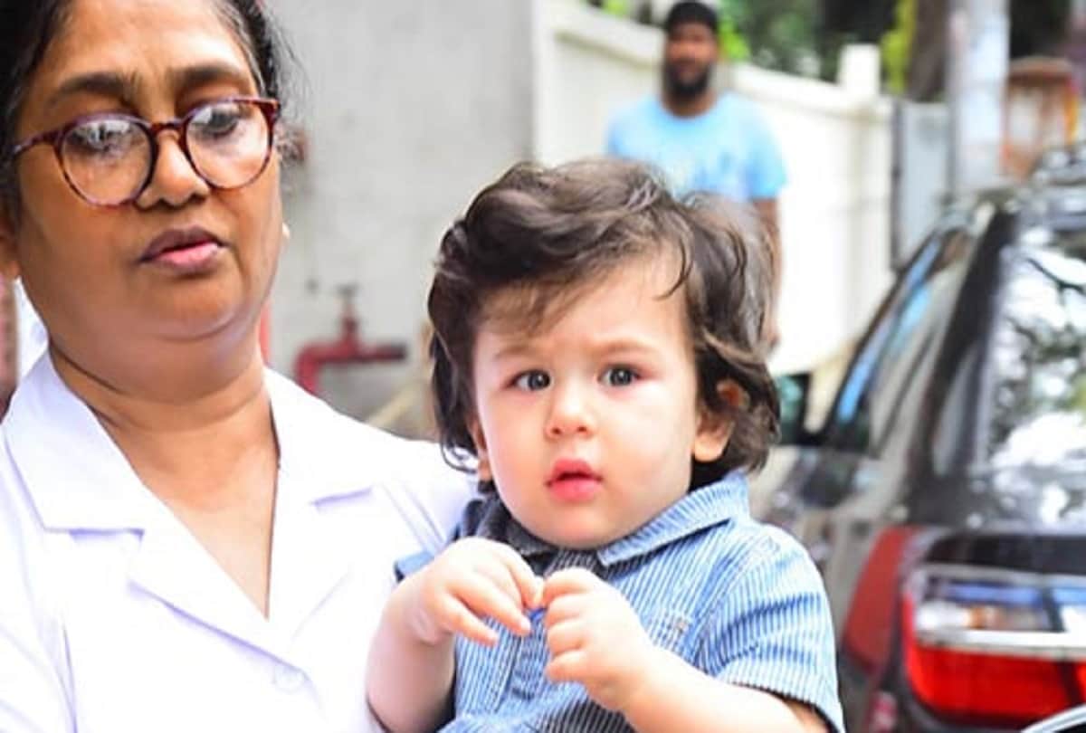 taimur ali khan poses for camera whats on his mind