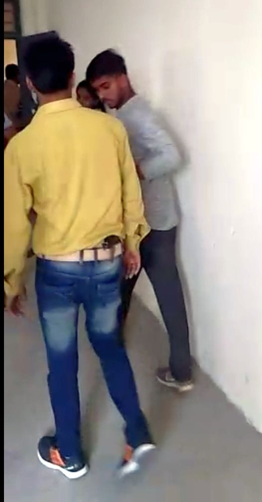 agra cheating at the examination center on the strength of the weapon