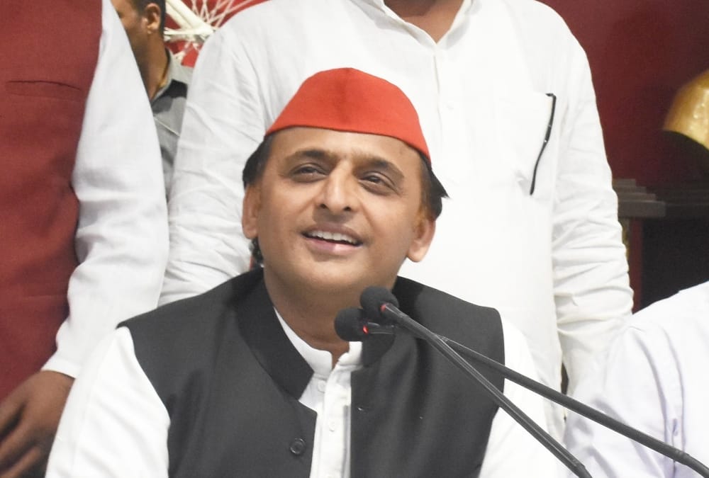 सपा के राष्ट्रीय अध्यक्ष अखिलेश यादव