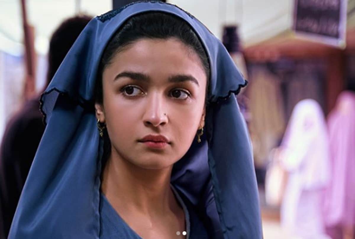 Alia Bhatt will played same role in film Raazi and Gully Boy