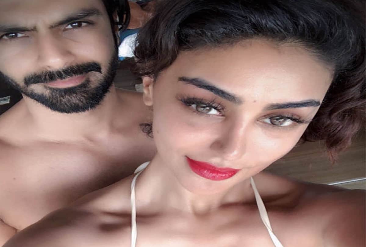 actor ashmit patel shared his honeymoon photo with mehal chahal