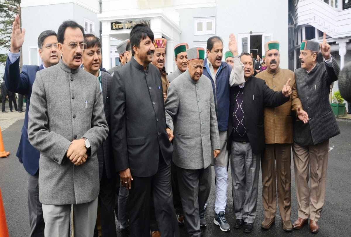 opposition party walk out in himachal assembly budget session