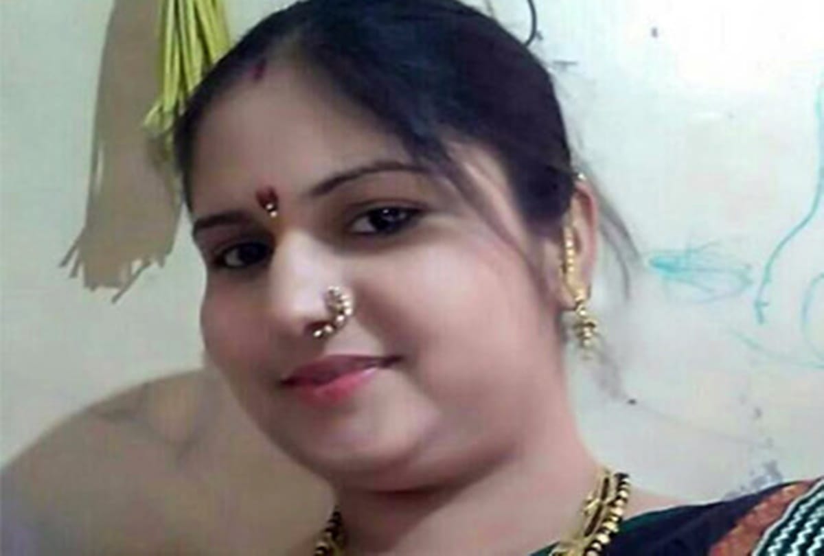 Doctor called godmans for patient treatment in ICU at Pune