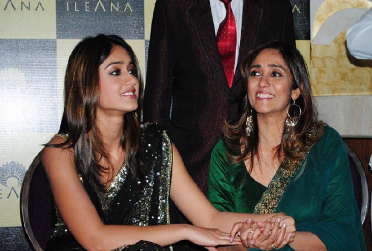 bollywood's beautiful mother with her stylist daughter here the photos