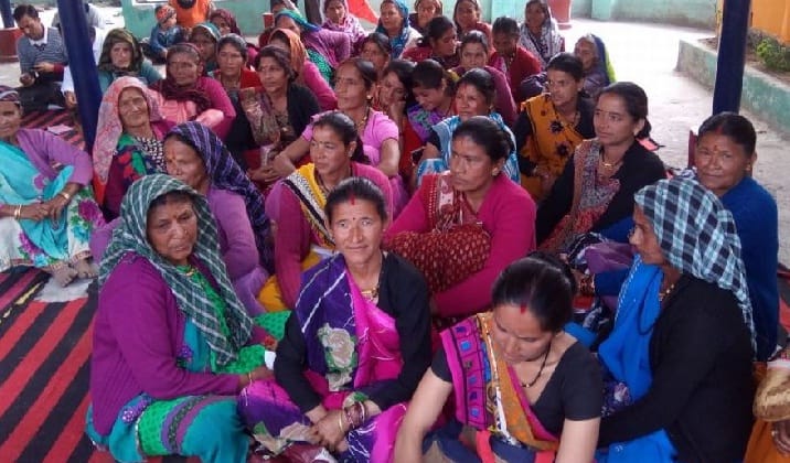  women angry with neglect of movement