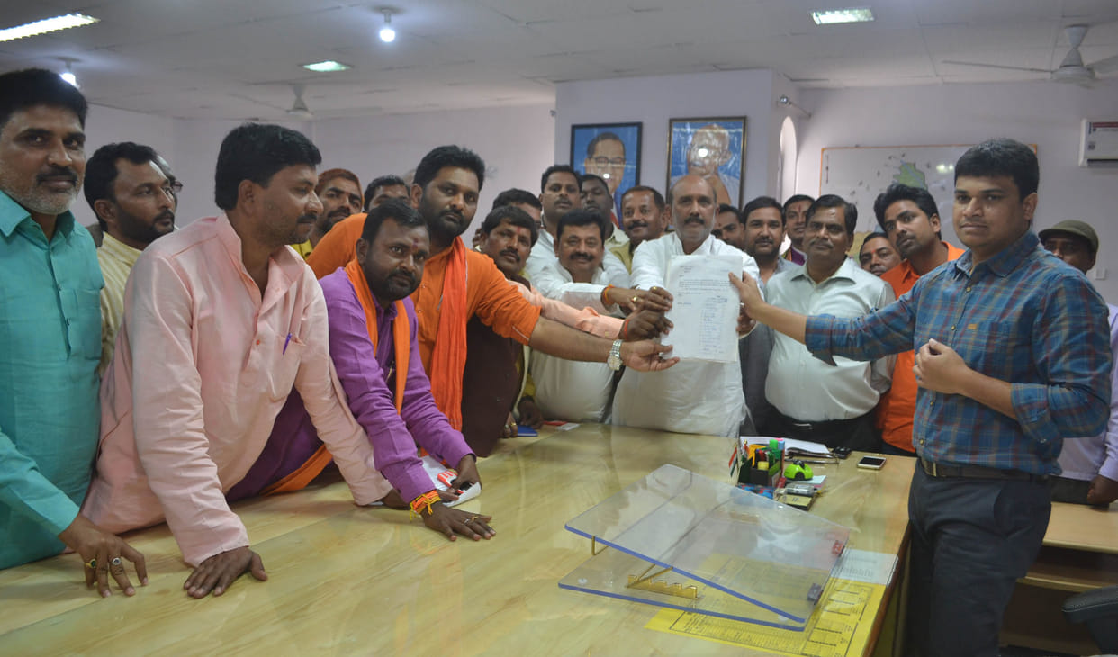 Notice of non-confidence motion against Panchayat Chairperson