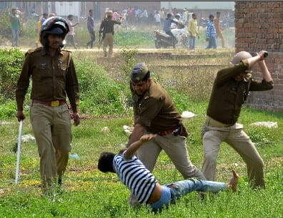Stone pelting incident: police put stone throwers to stop incident