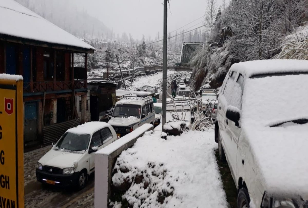 Himachal Pradesh weather report Fresh snowfall Hailstorm Rain in Himachal