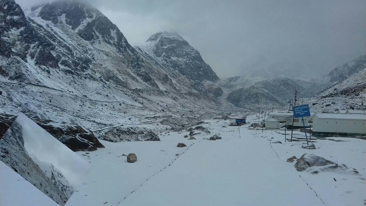 Snowfall photos in uttarakhand chardham