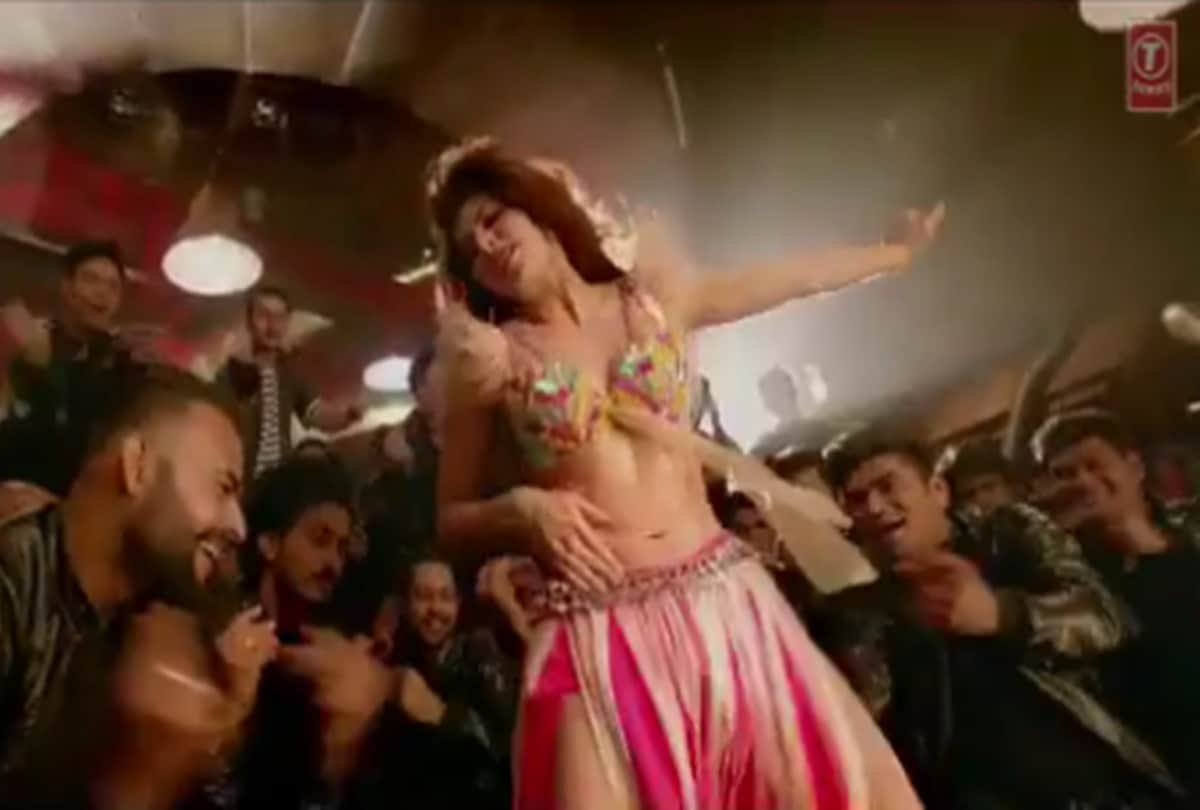 Madhuri Dixit shocking reaction on Jacqueline Fernandez Ek Do Teen song remake 