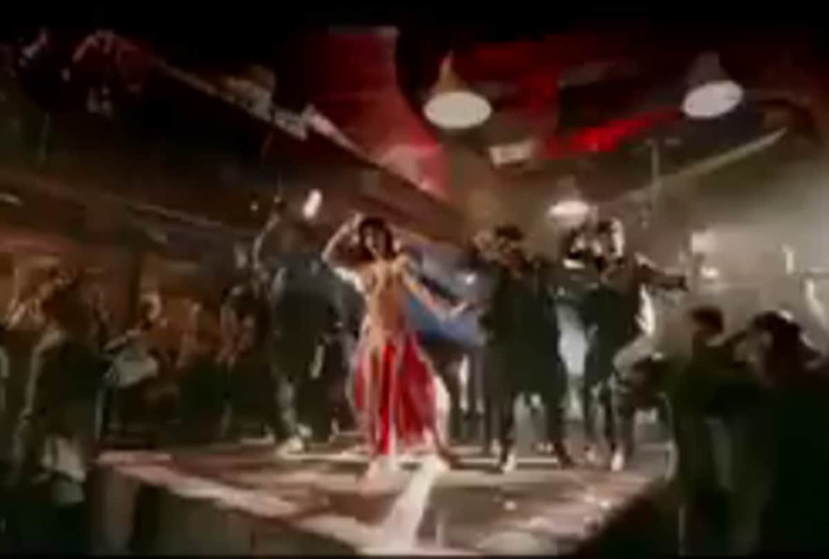 baaghi 2 song ek do teen teaser released jacqueline fernandez looks hot