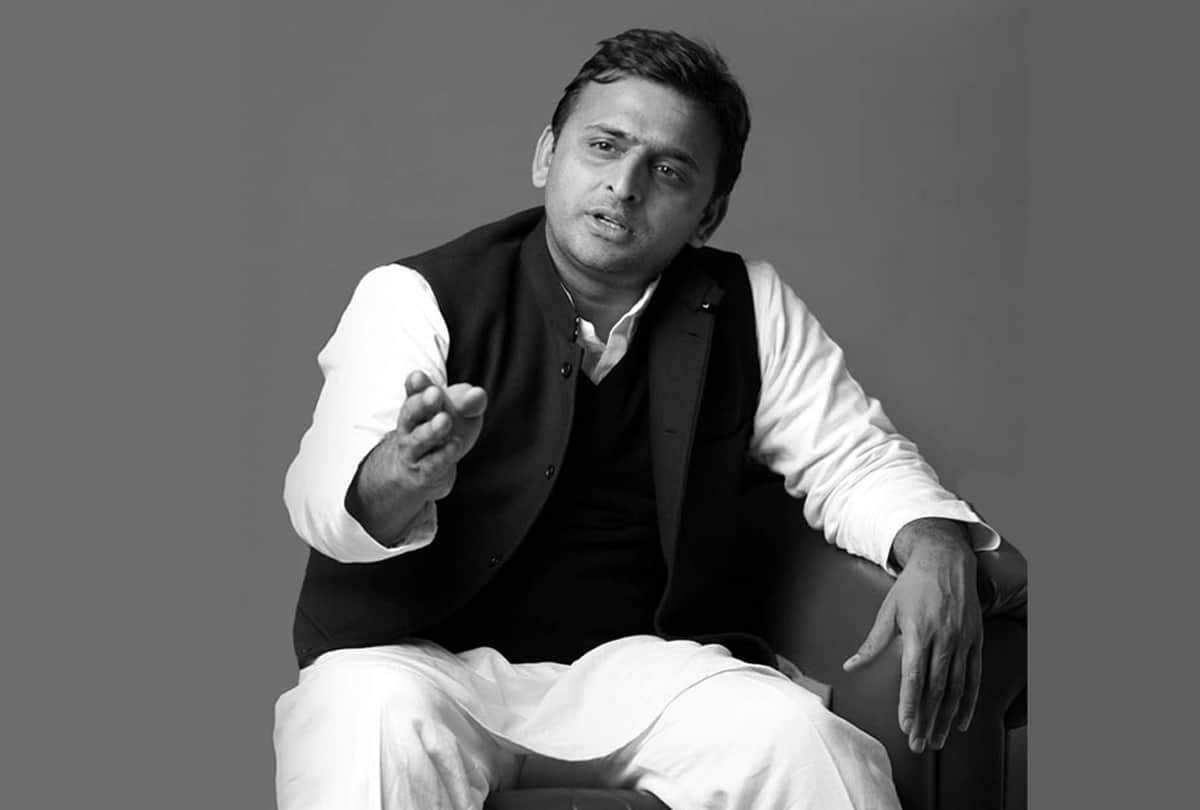 akhilesh yadav says yogi adityanath is also beneficiaryof nepotism.