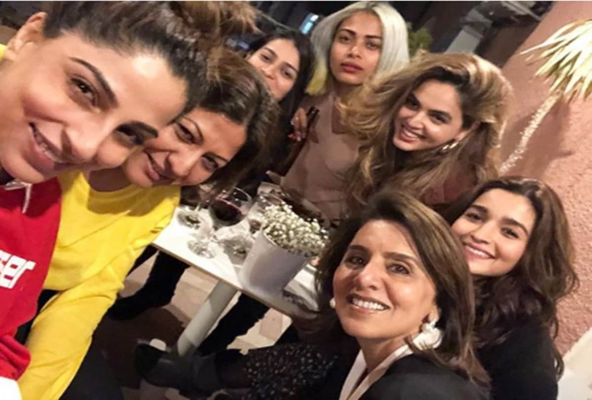 Alia Bhatt birthday pics with Ranbirs mom Neetu Kapoor and Brahmastra team