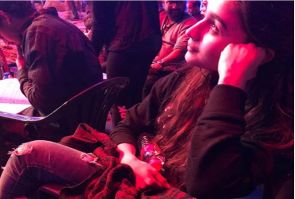 Alia Bhatt birthday pics with Ranbirs mom Neetu Kapoor and Brahmastra team