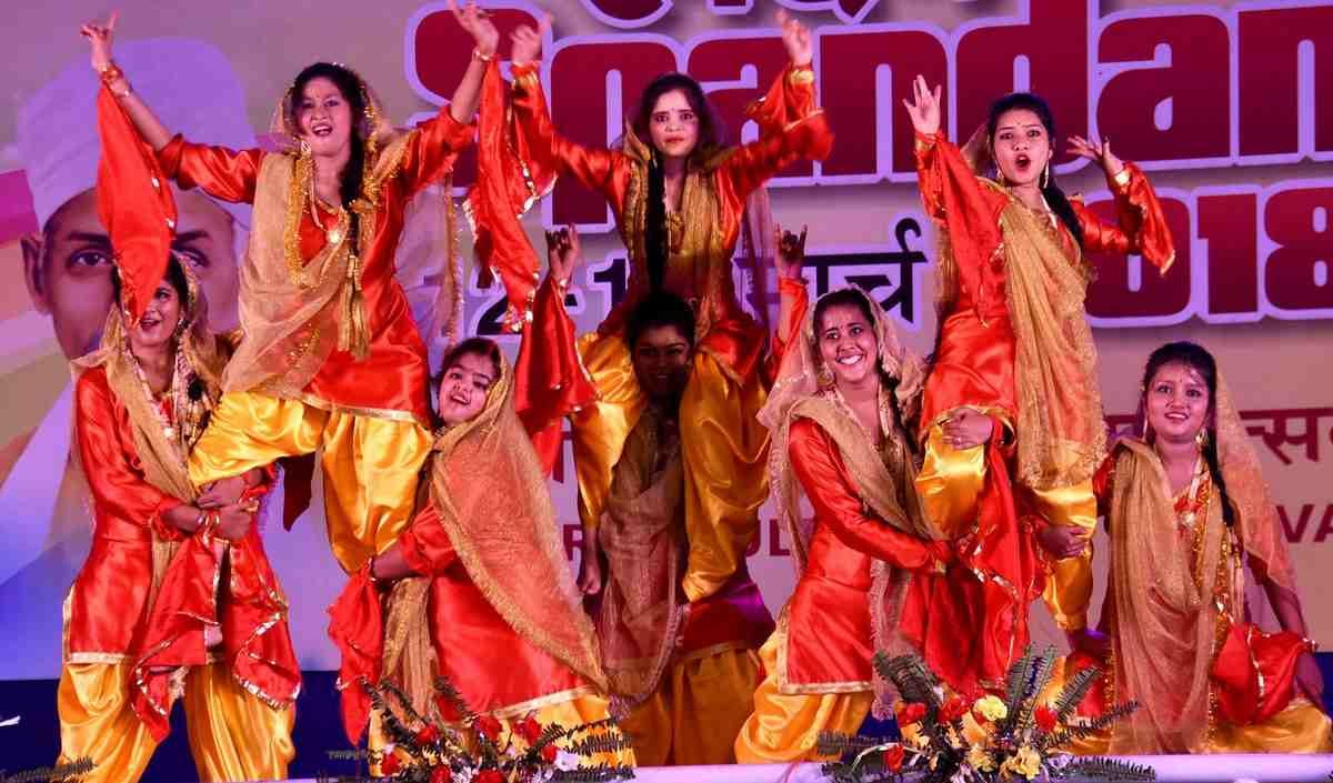 BHU spandan 2018 art and dance programme fourth day