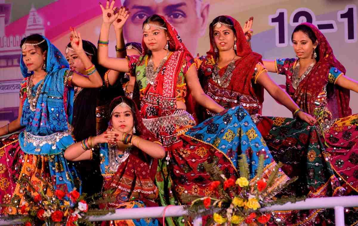 BHU spandan 2018 art and dance programme fourth day