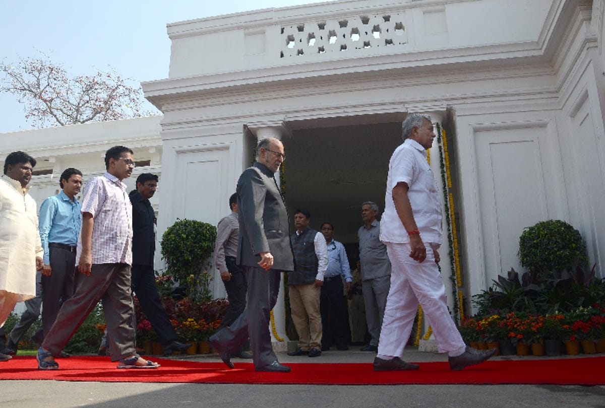 delhi assembly budget: aap mla was insulted and demanded to leave to assembly