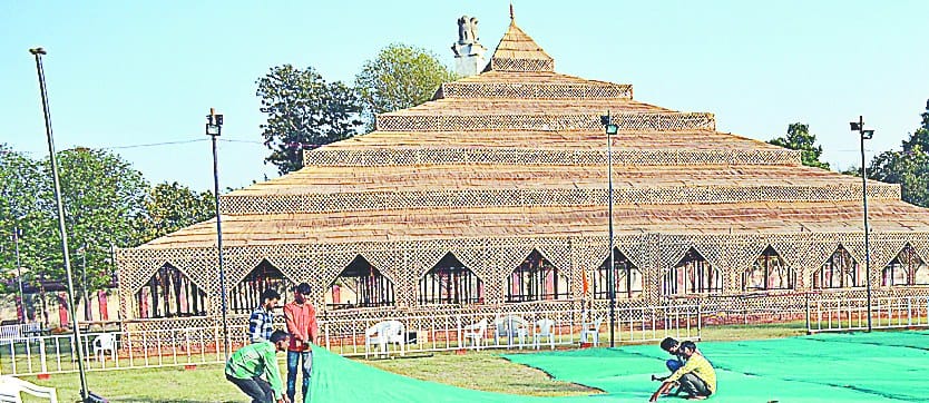 vishaal kalash yaatra kaa gavaah banega meerut