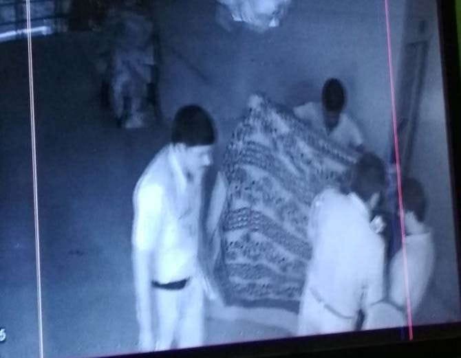 crpf soldier try to kill girl friend and commits suicide in hotel room in rohtakambala cantt