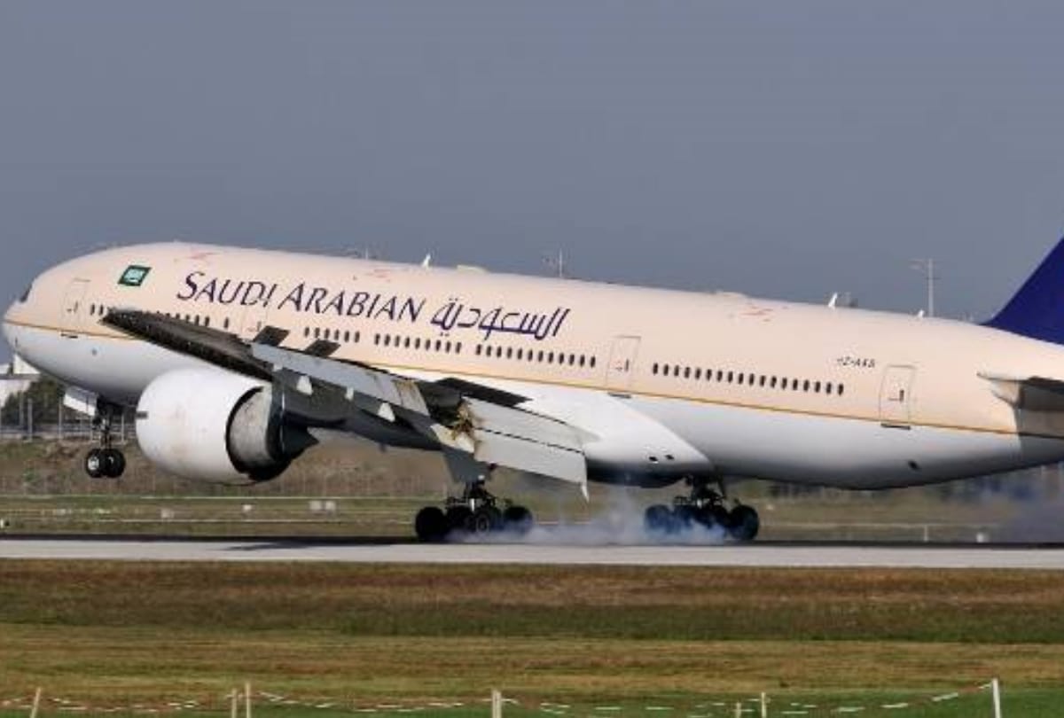 saudi Arab airlines face technical problem during takeoff 