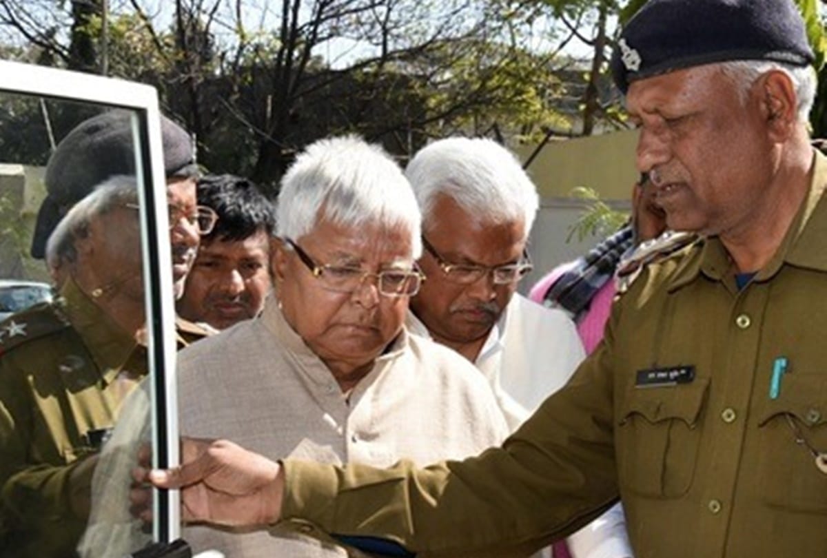 Lalu Prasad Yadav sentenced to 14 years in prison in Dumka treasury case