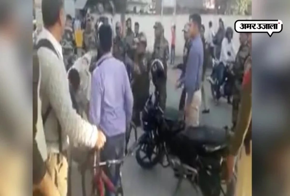 Delhi police personnel beaten due to argument with senior army officer 