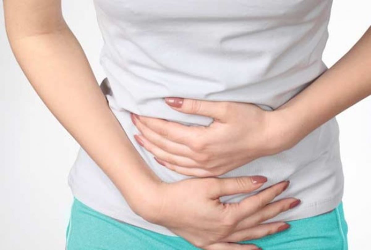 Appendicitis  Early Symptoms, Causes and treatment