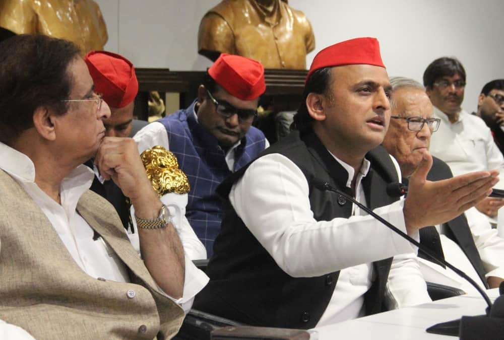 akhilesh yadav speaks on possible SP and BSP alliance in uttar pradesh.