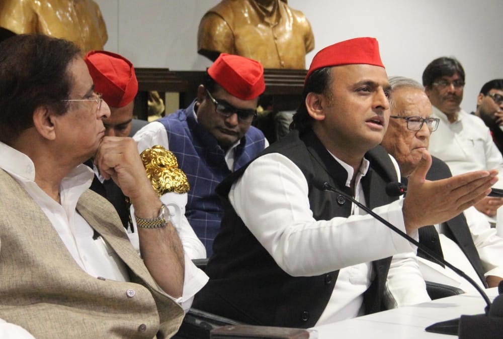 akhilesh yadav speaks on possible SP and BSP alliance in uttar pradesh.