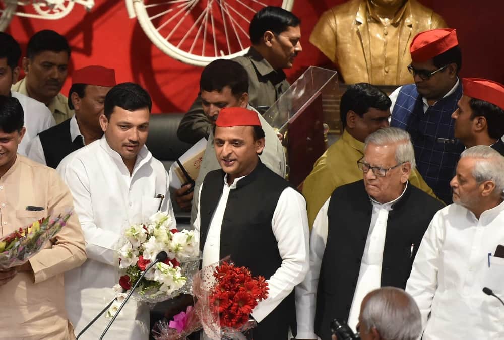 akhilesh yadav speaks on possible SP and BSP alliance in uttar pradesh.