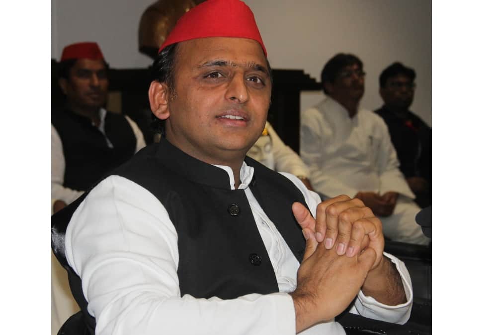 akhilesh yadav says yogi adityanath is also beneficiaryof nepotism.