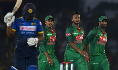 bangladeshi players break dressing room's mirror during dispute 