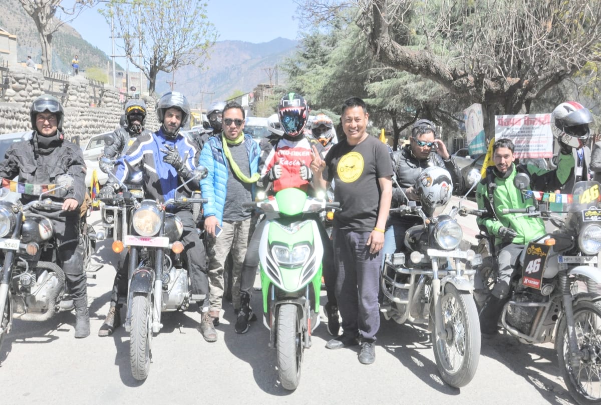 bike rally flagged off at manali himachal