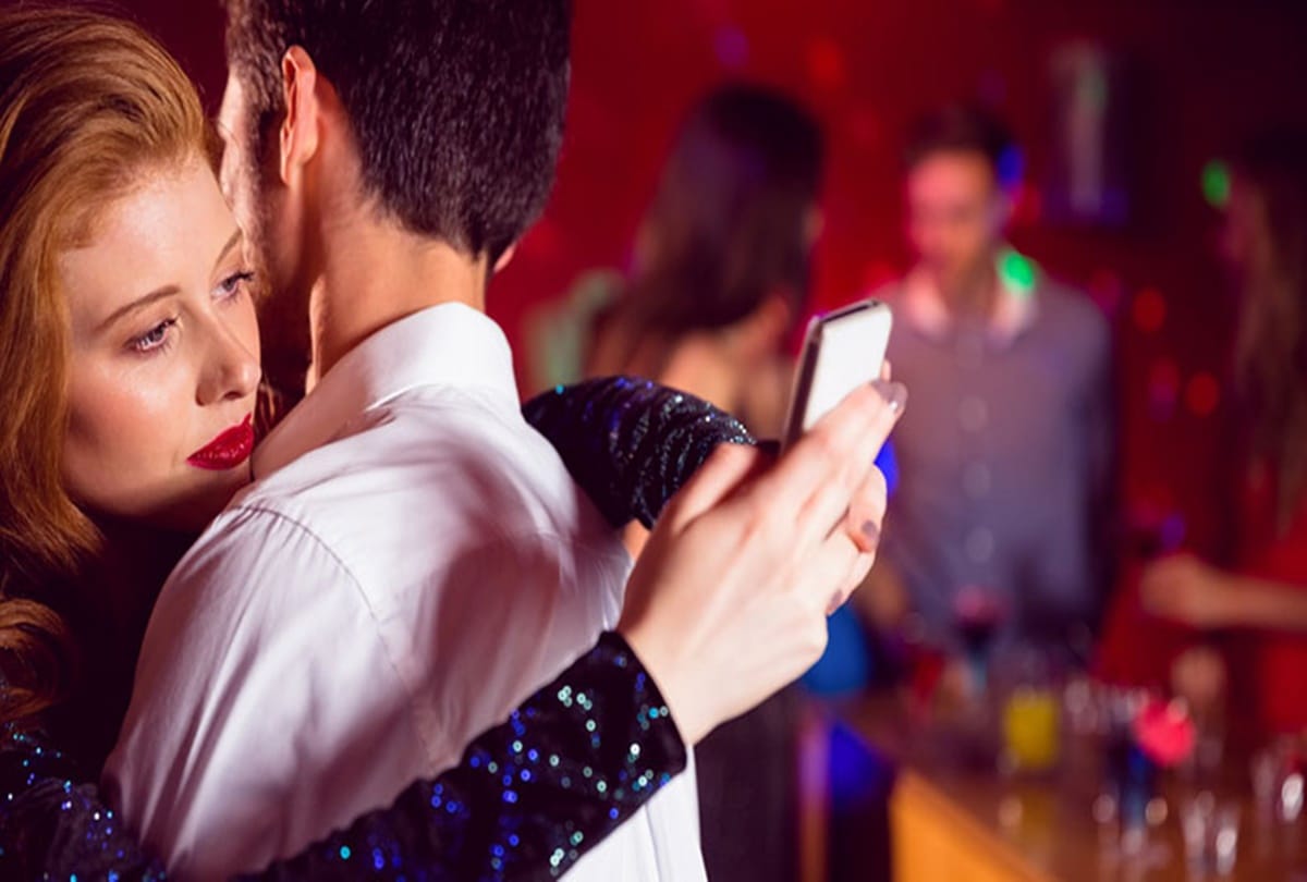 heres the reasons that why women forgive their cheating husband