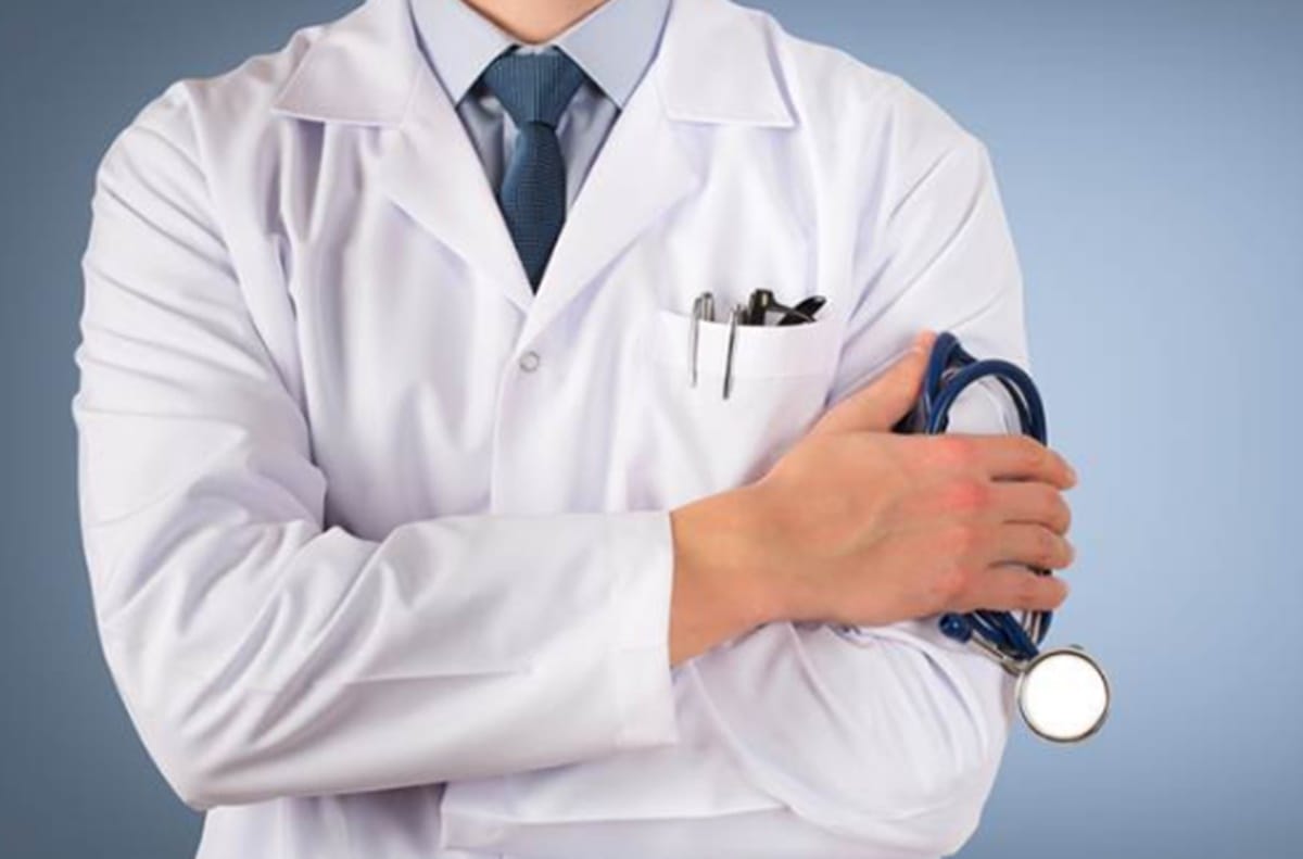 India's largest esophageal tumor removed