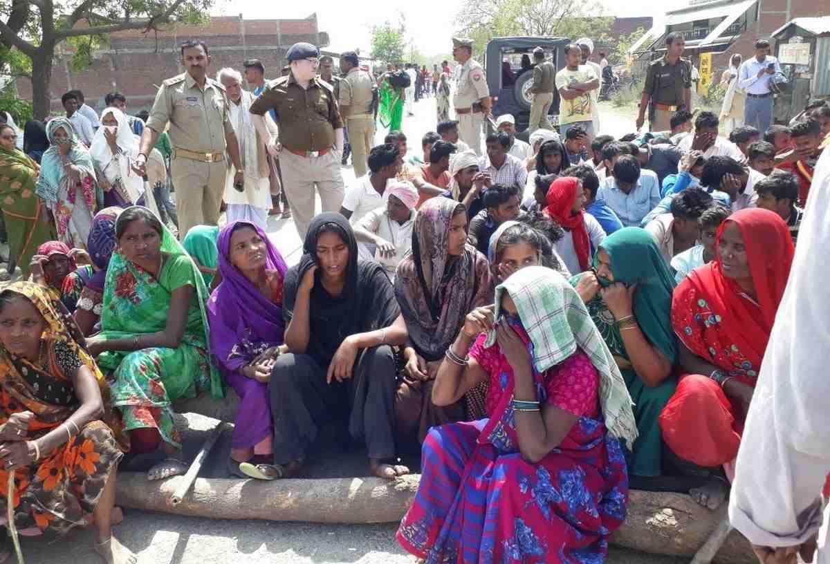 Woman deadbody found in farm in ghazipur