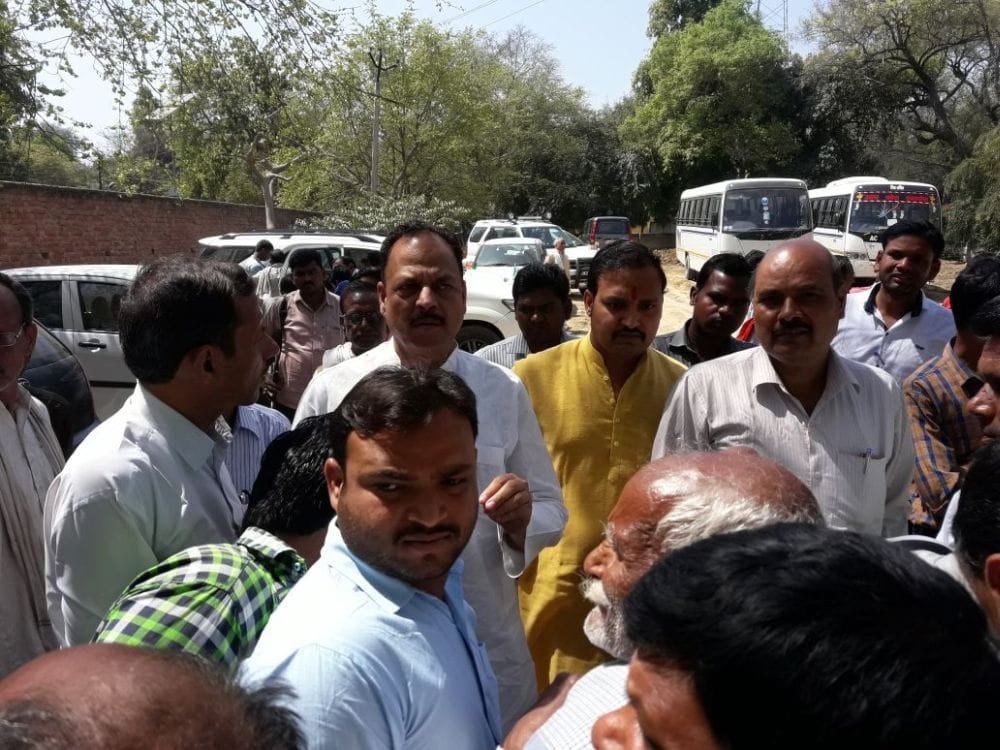 bjp mla protest against district administration of etah 